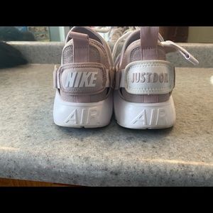 Nike Huarache City Low